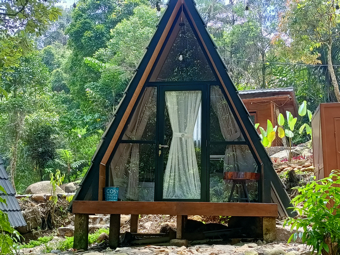 Exterior & Views 2