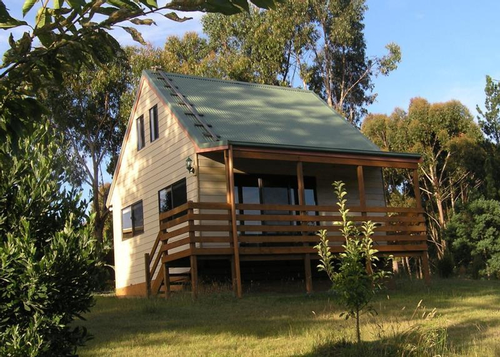 Carinya Park, Cardinia - North