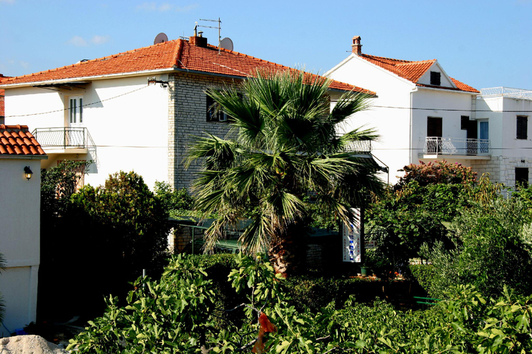 Exterior & Views 2, Apartments Valerija, Supetar