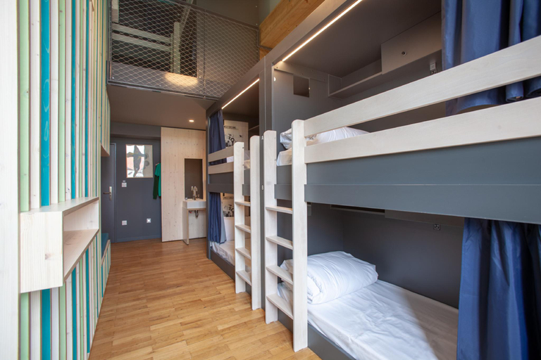 Bedroom 4, The People Strasbourg, Bas-Rhin