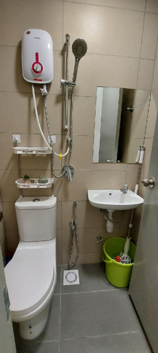 Bunk Bed Ensuite Room B198 with Condo Facilities, Kuala Lumpur