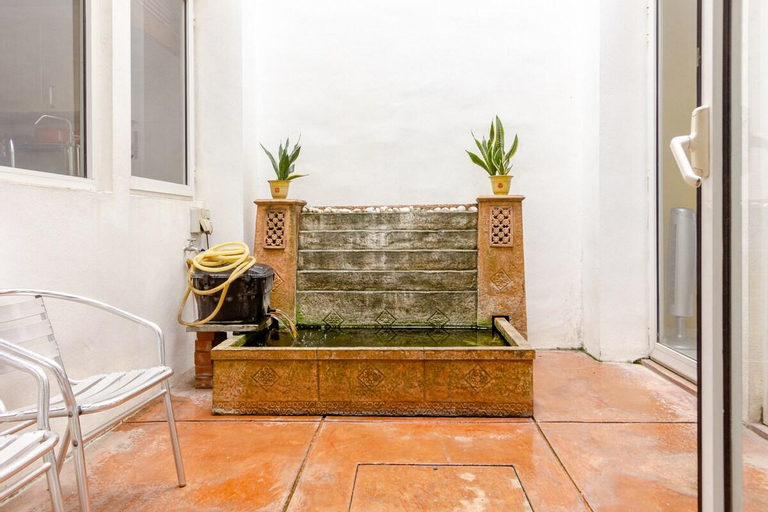Public Area 5, Spacious 5 bedroom terrace house near Straits Quay, Penang Island