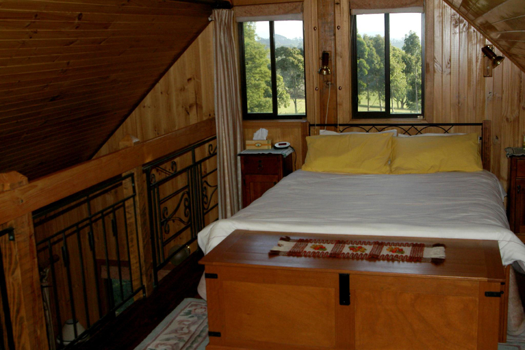 Bedroom, Carinya Park, Cardinia - North