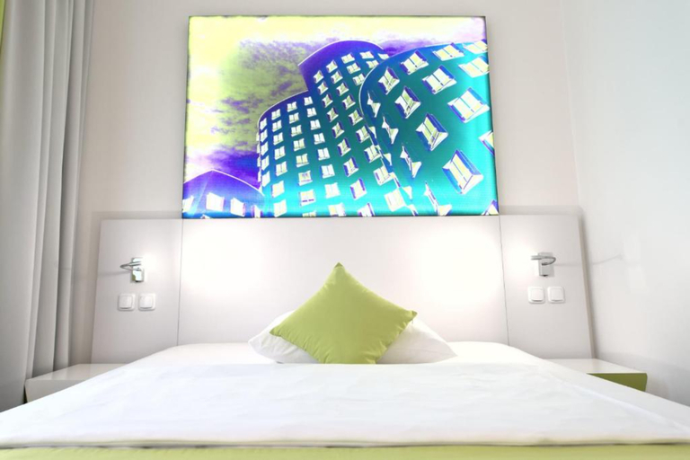 Bedroom 3, Wyndham Garden Düsseldorf City Centre Königsallee, Düsseldorf