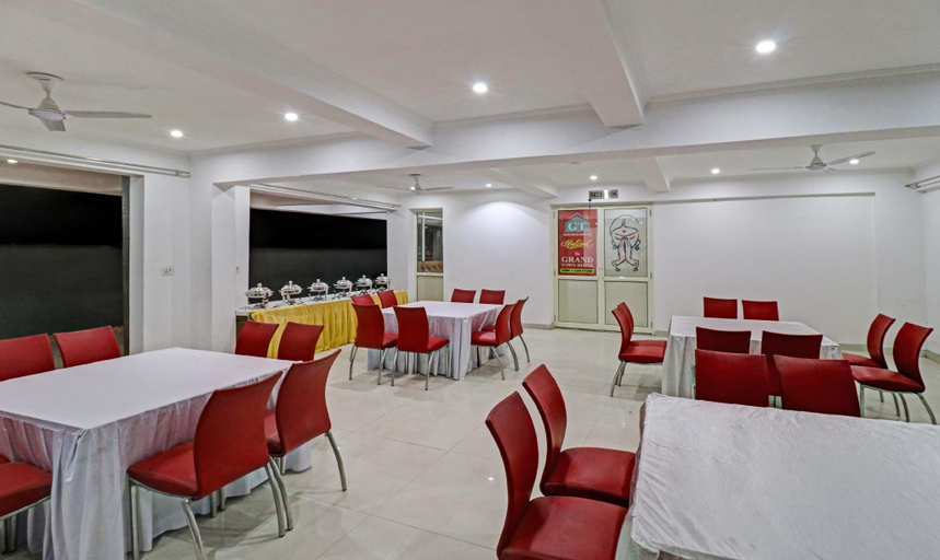 Food & Drinks 5, Treebo Grand Town House, Faridabad