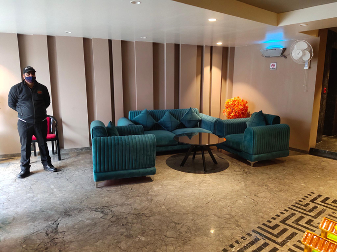 Others 5, HOTEL MANAR, Pithoragarh