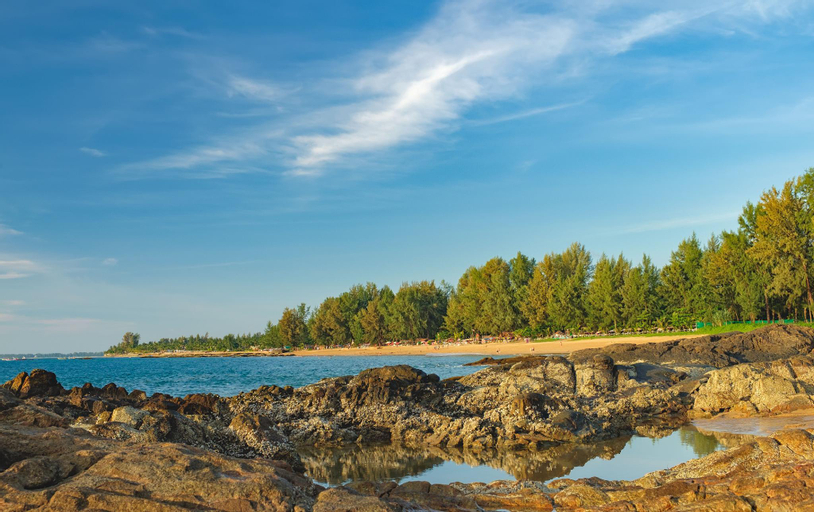 Baansuan Khaolak, Takua Pa