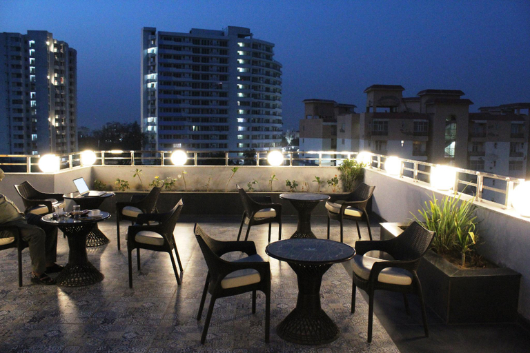 Food & Drinks 5, The VrindWoods Hotel, Mathura
