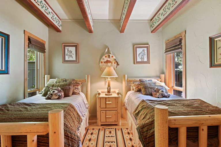 Bedroom 3, Beachfront Ski Cabin, Washoe