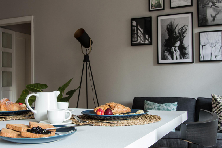 Food & Drinks 4, Calixa - 3 double bedrooms in city centre!, Cagliari