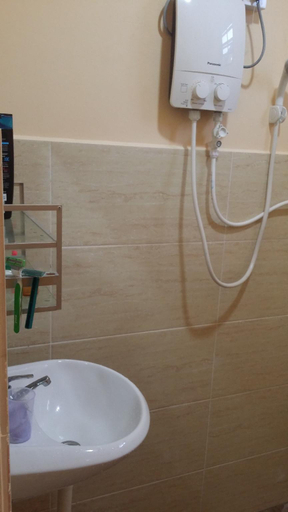 Bathroom 2, IsMa Lumut Homestay, Manjung