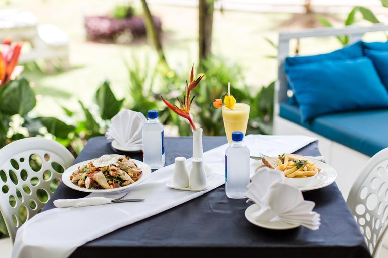 Food & Drinks 4, Blue West Villas, Nadroga/Navosa