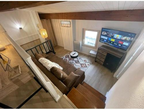 Le Loft Berbere - ideal couples, familles, business - centre historique, WIFI , NETFLIX, Deux-Sèvres