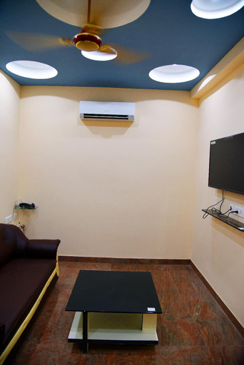 Public Area, SriThilagavathy Hotel, Tiruchirappalli