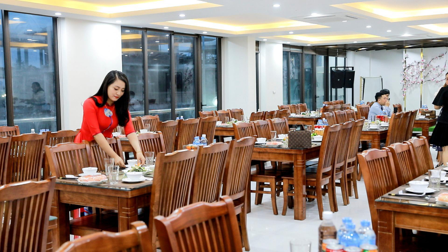 Food & Drinks 5, Golden Dream Hotel, Sầm Sơn