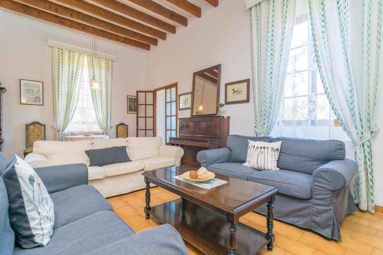 5, CAN CIREROL, Baleares