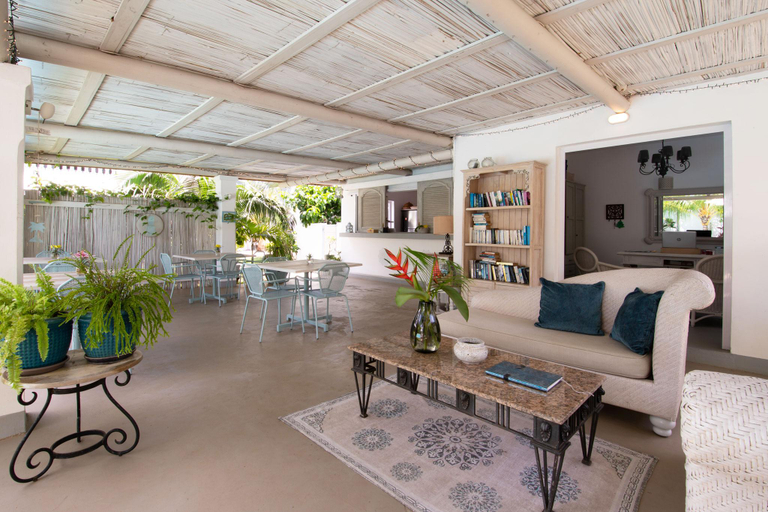 Public Area 2, Le Mandala Moris