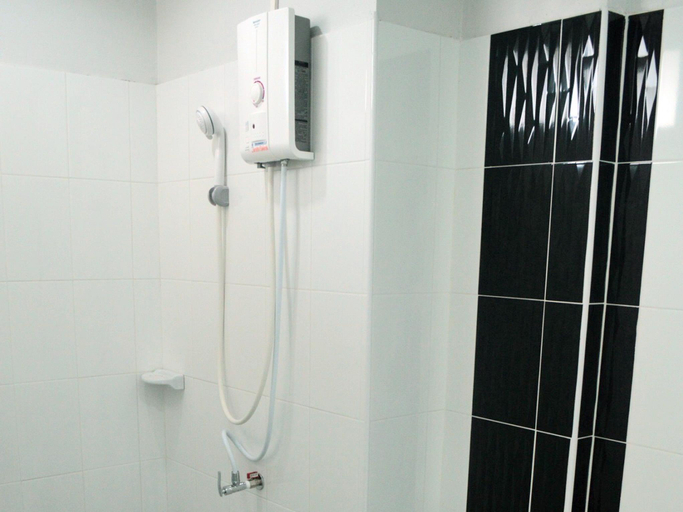 Bathroom, Ocean View Khonkaen Hotel, Muang Khon Kaen