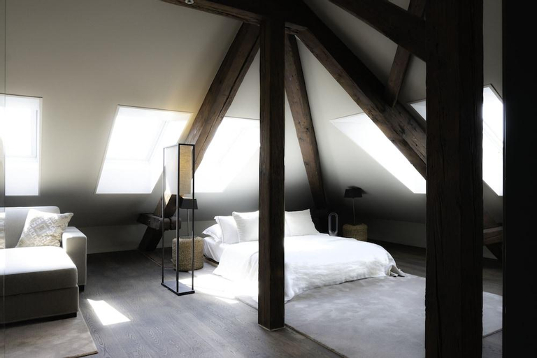 Bedroom 2, Airhome Limmatquai River View Apartment, Zürich