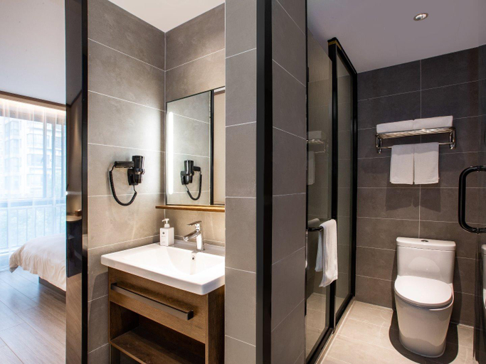 Bathroom 4, Hanting Hotel Changzhou South Tongjiang Road Jinbai, Changzhou