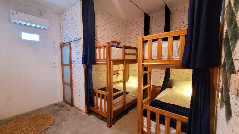 Bedroom 4, Al Kabron Inn, Jepara