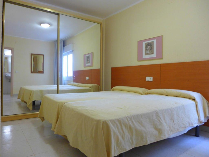 Bedroom 2, Acantilados, Tarragona