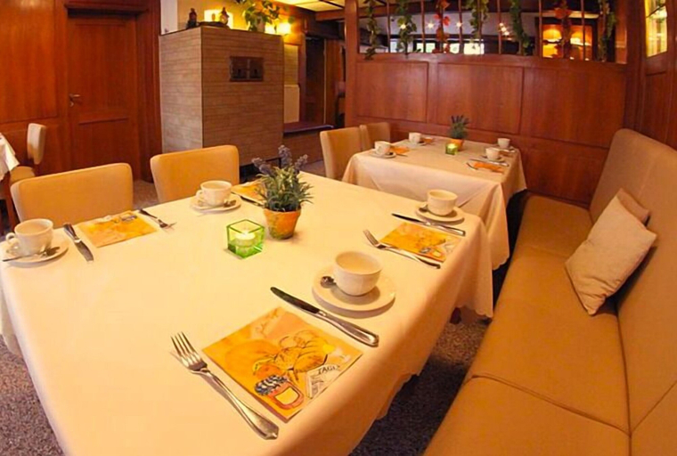 Food & Drinks 4, Hotel Waldhorn, Stuttgart