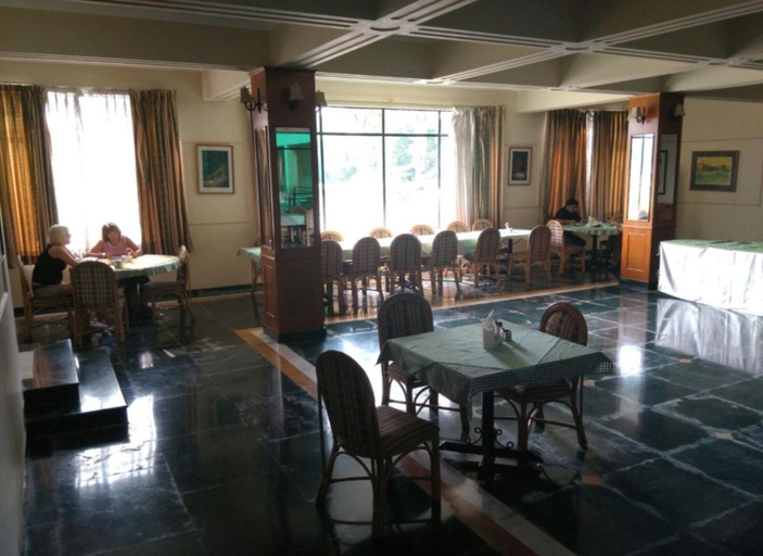 Food & Drinks 4, GW Greenwood, Chhatarpur