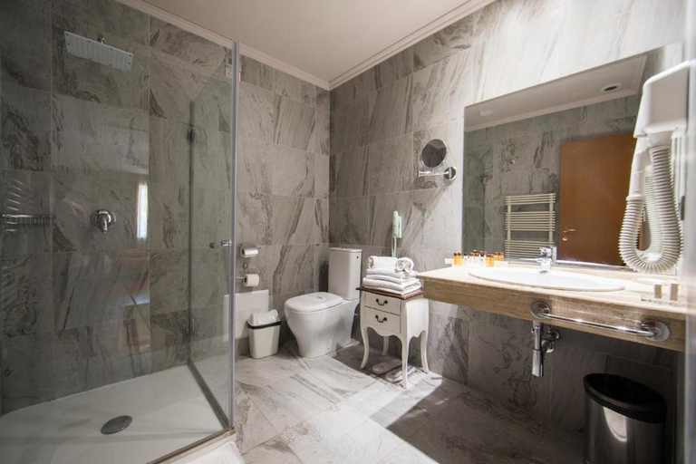 Bathroom, Classic Hotel, Tiranës