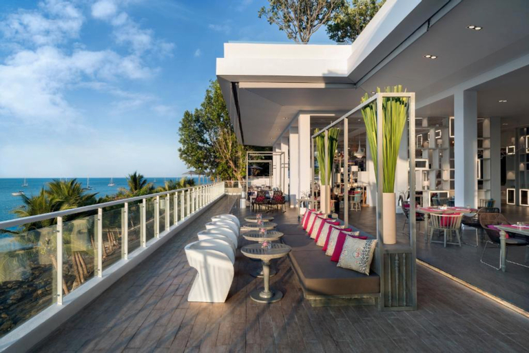 Food & Drinks 3, The Nai Harn, Phuket Island