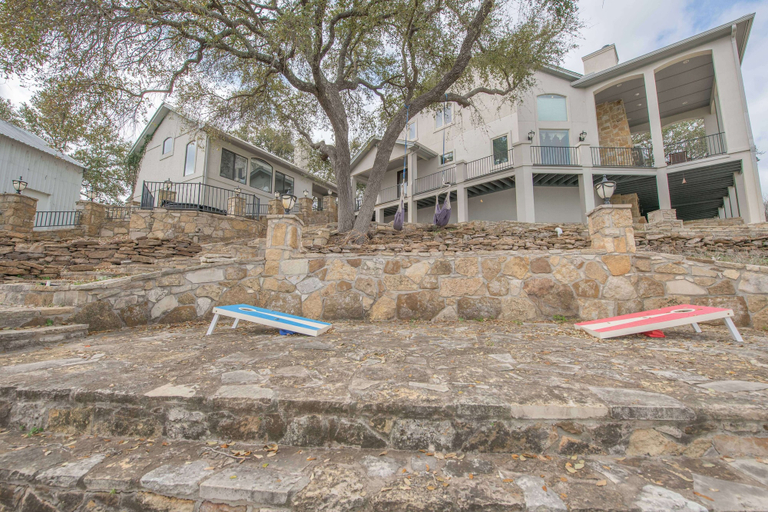 Exterior & Views 2, Kaizen Lakehouse, Burnet