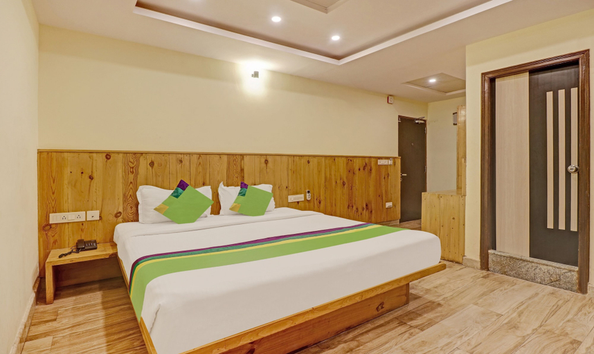 Bedroom 1, Hotel Royal Orbit, Bangalore