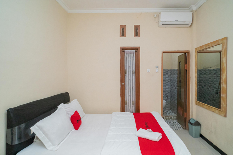 Bedroom 8