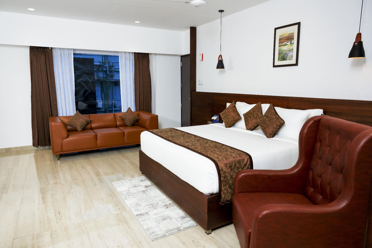 Bedroom 3, THE RUNWAY HOTEL, Ernakulam
