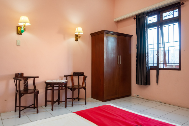 Bedroom 12