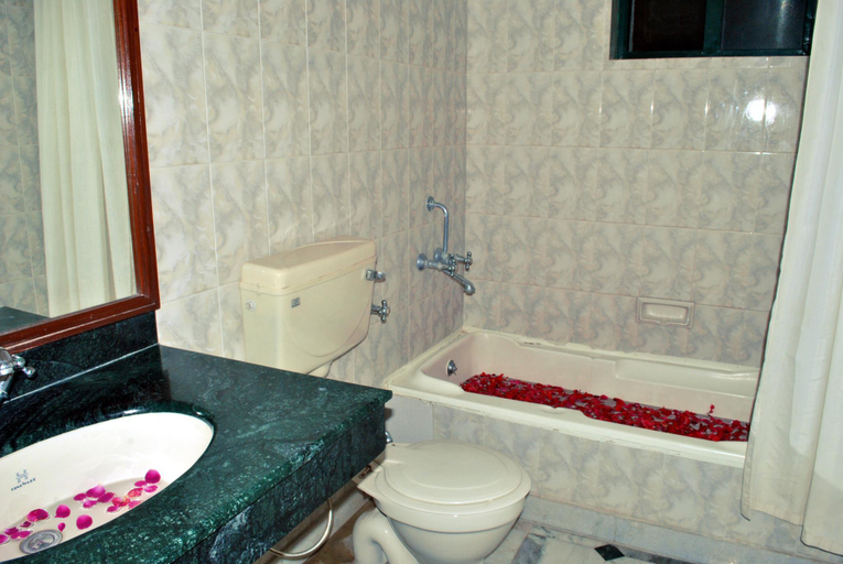 Bathroom, GW Greenwood, Chhatarpur