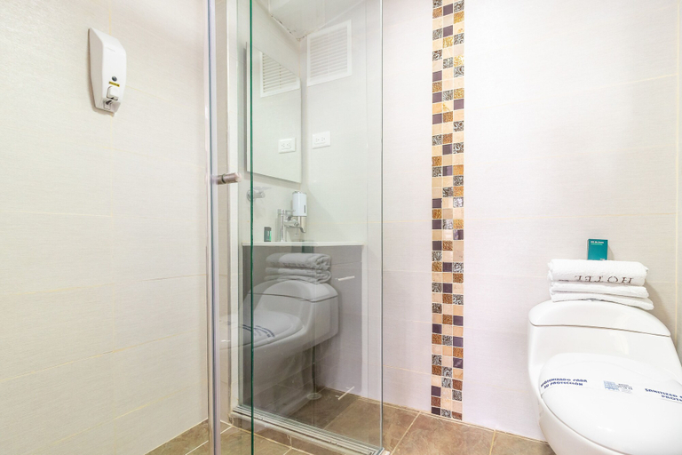 Bathroom 4, Hotel Lourdes La 62, Santafé de Bogotá