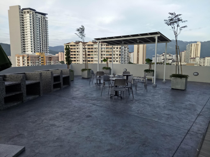 Food & Drinks, Straits Garden Luxury Suite, Penang Island