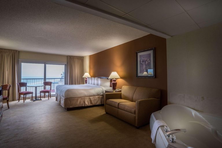 Bedroom 3, Grand Hotel Ocean City Oceanfront, Worcester