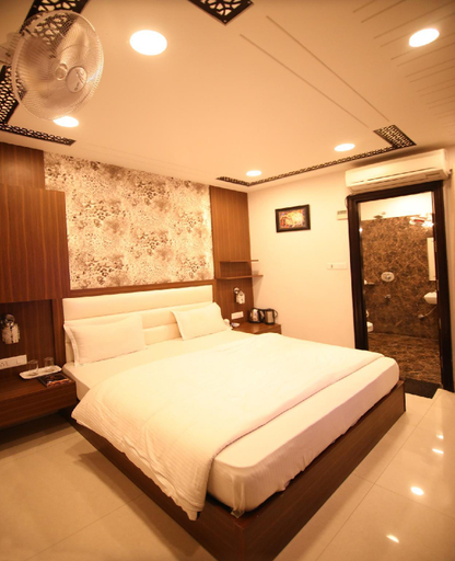 Bedroom 2, Hotel Seven Junction, Ambala