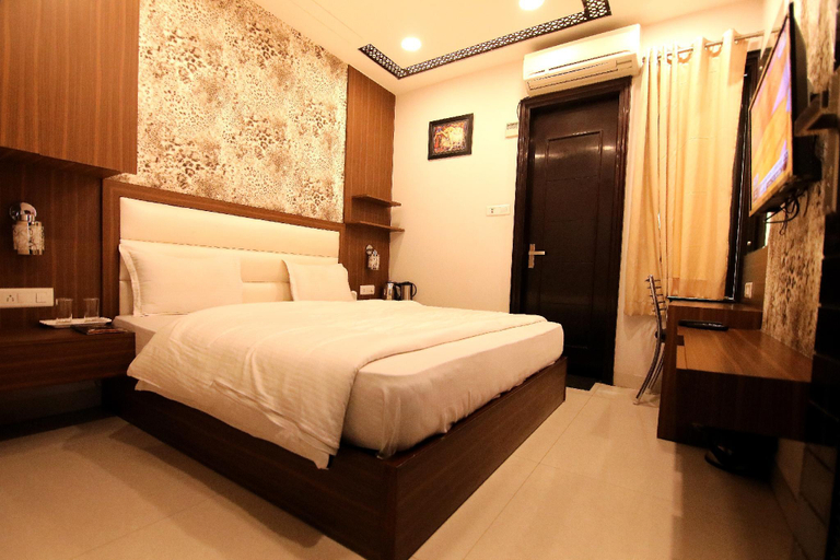 Public Area 1, Hotel Seven Junction, Ambala