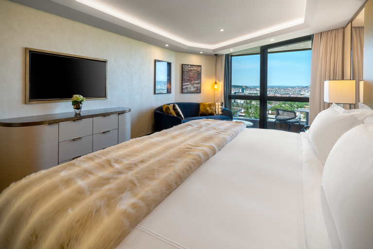 Bedroom 15