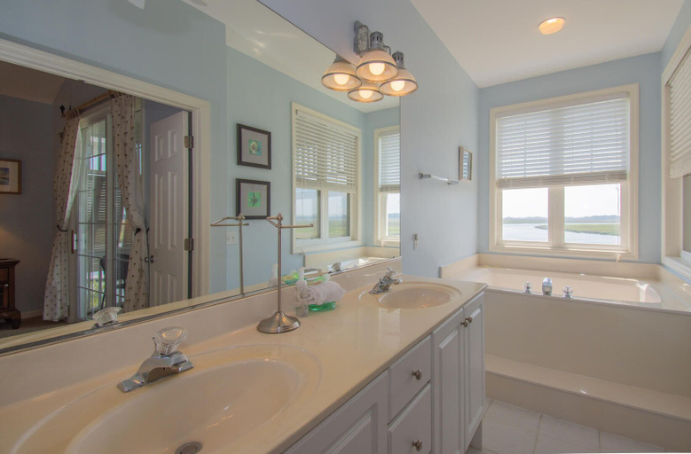 Bathroom 3, 33 Quarterdeck Ln-terrapin Station, Beaufort