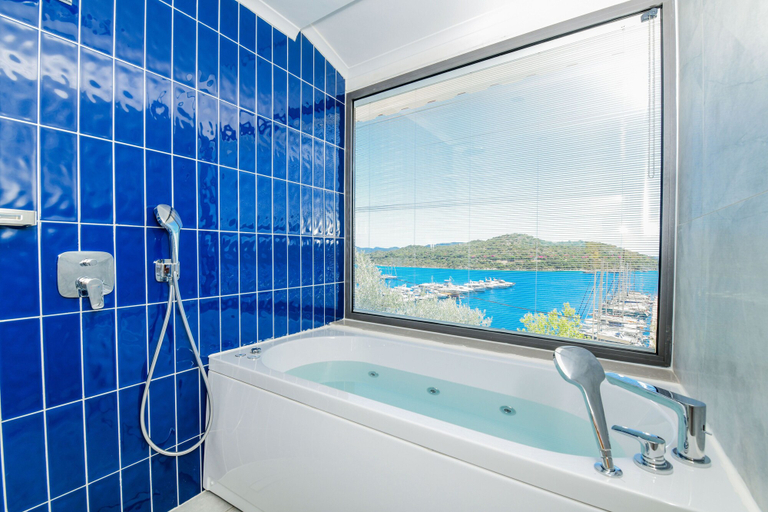 Bathroom 5, Jasmine Otel, Kaş