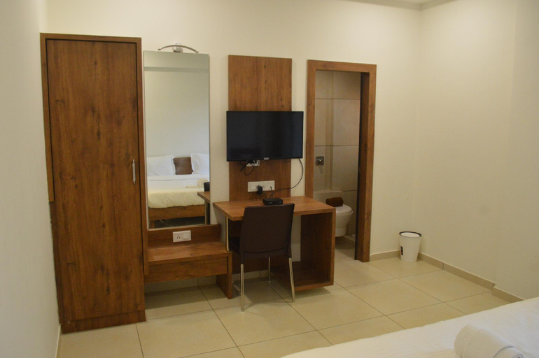 Bedroom 3, HOTEL REVIVE, Gir Somnath