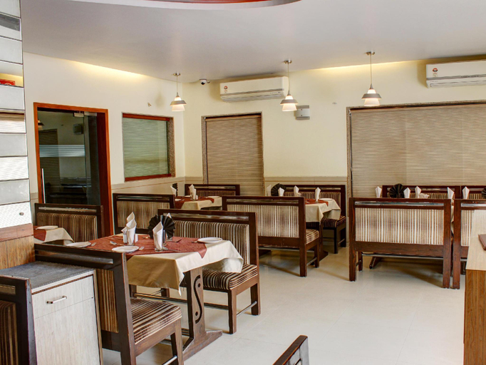 Food & Drinks 5, Hotel Corona, Bharuch
