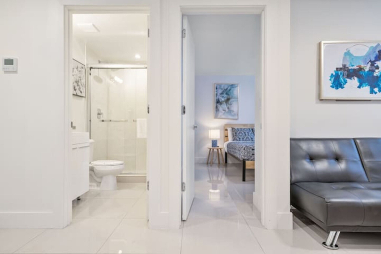 Others 4, Miami Suite 308, Miami-Dade