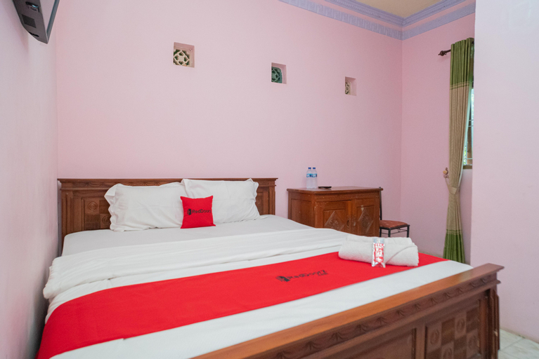 Bedroom 14