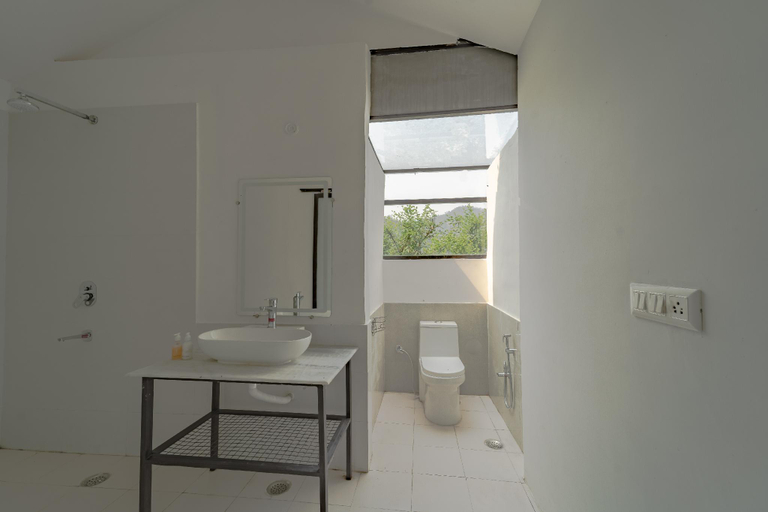 Bathroom 2, Ayali Riverside Resort by Alivaa- Rishikesh, Garhwal