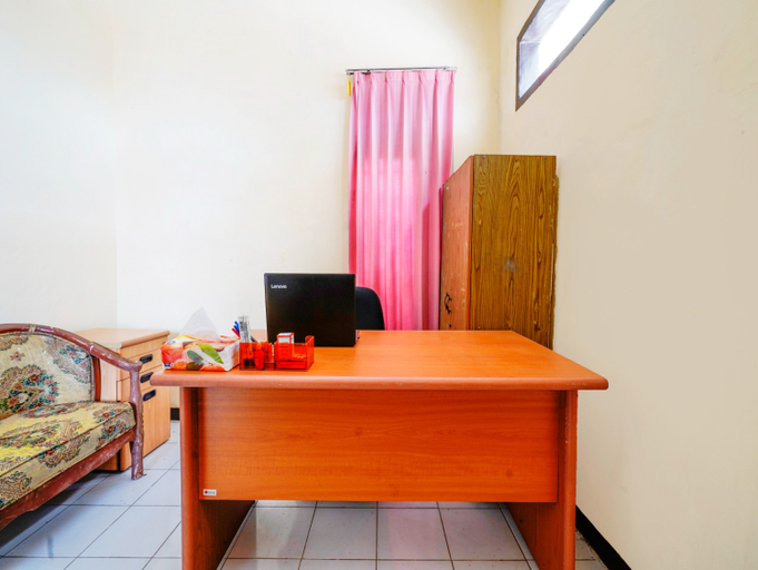 Public Area 3, SPOT ON 91392 Pondok Basari, Bandung